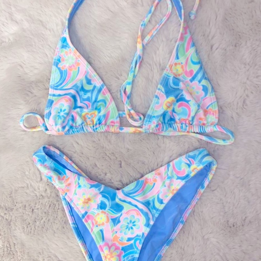 Frankie’s Bikinis Terrycloth set in Sunshower ☀️💗